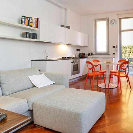 Easy Central Loft - Monza Bagian luar foto