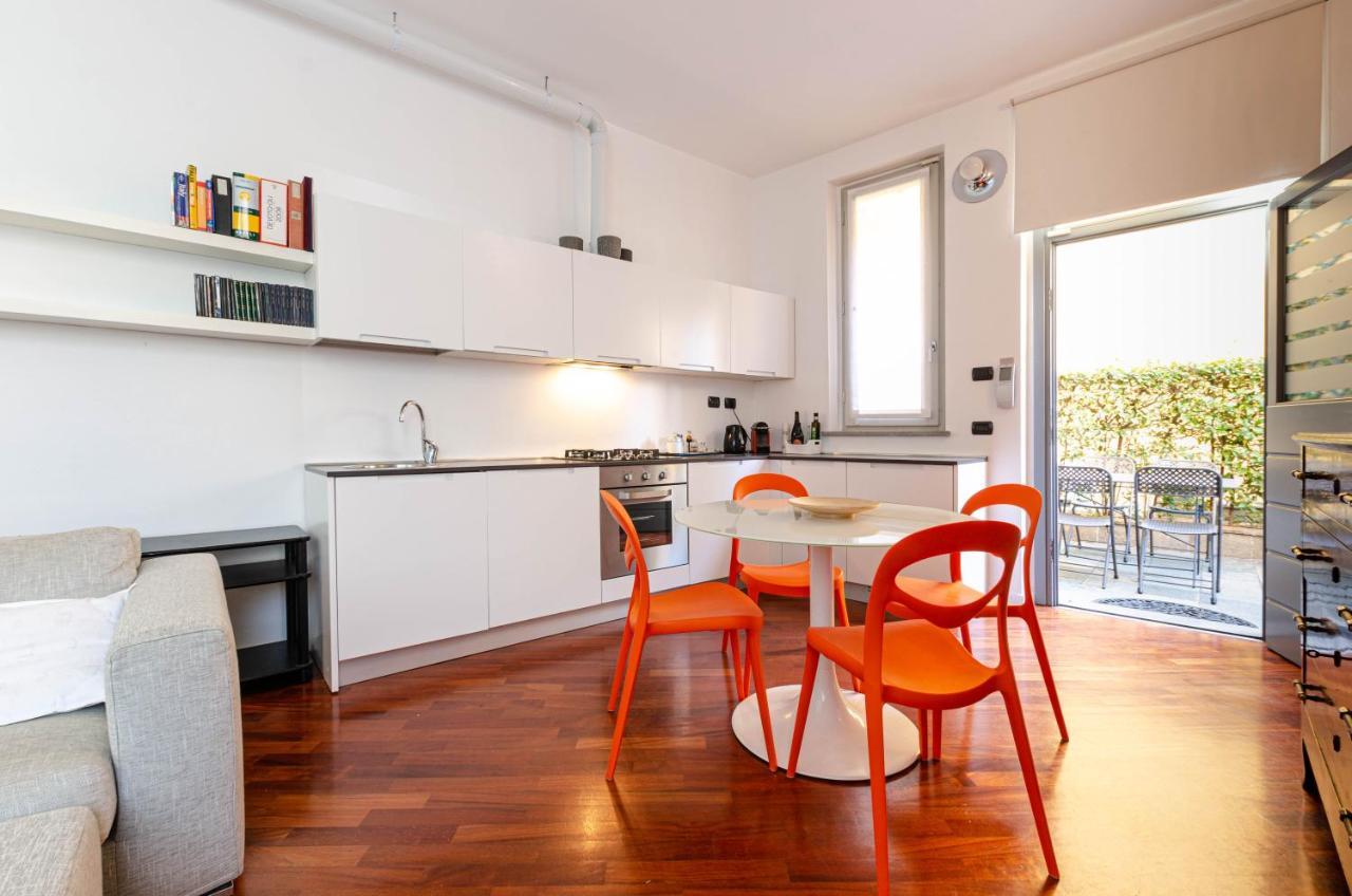 Easy Central Loft - Monza Bagian luar foto
