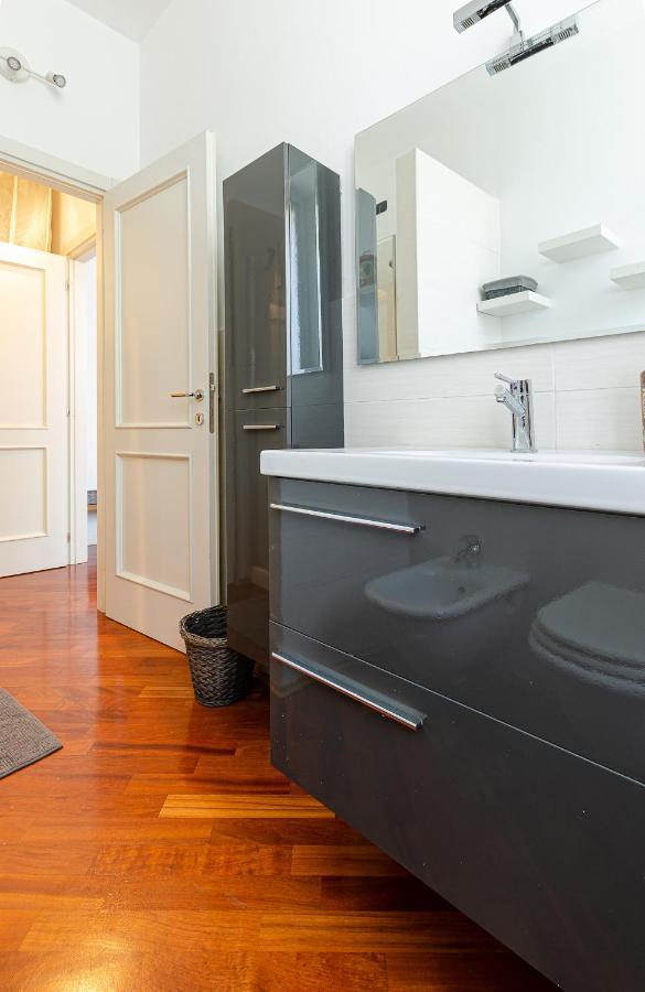 Easy Central Loft - Monza Bagian luar foto
